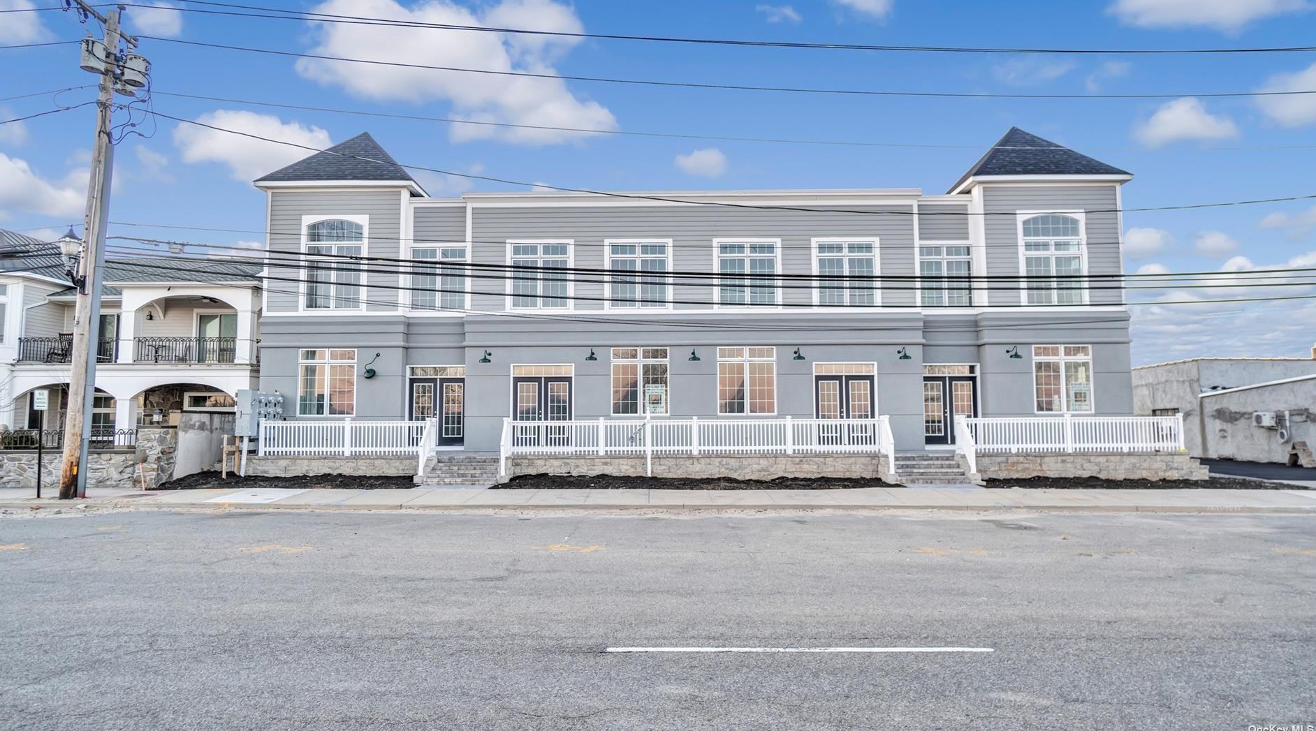 22 Bayville Ave #2, Bayville, NY 11709