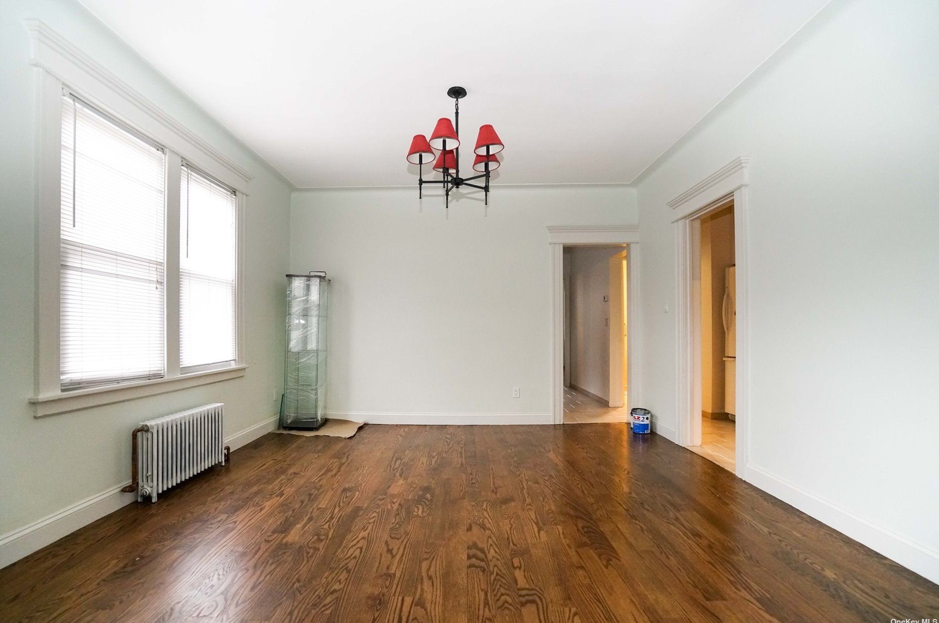 87-52 81st Ave, Flushing NY  11385-7836 exterior