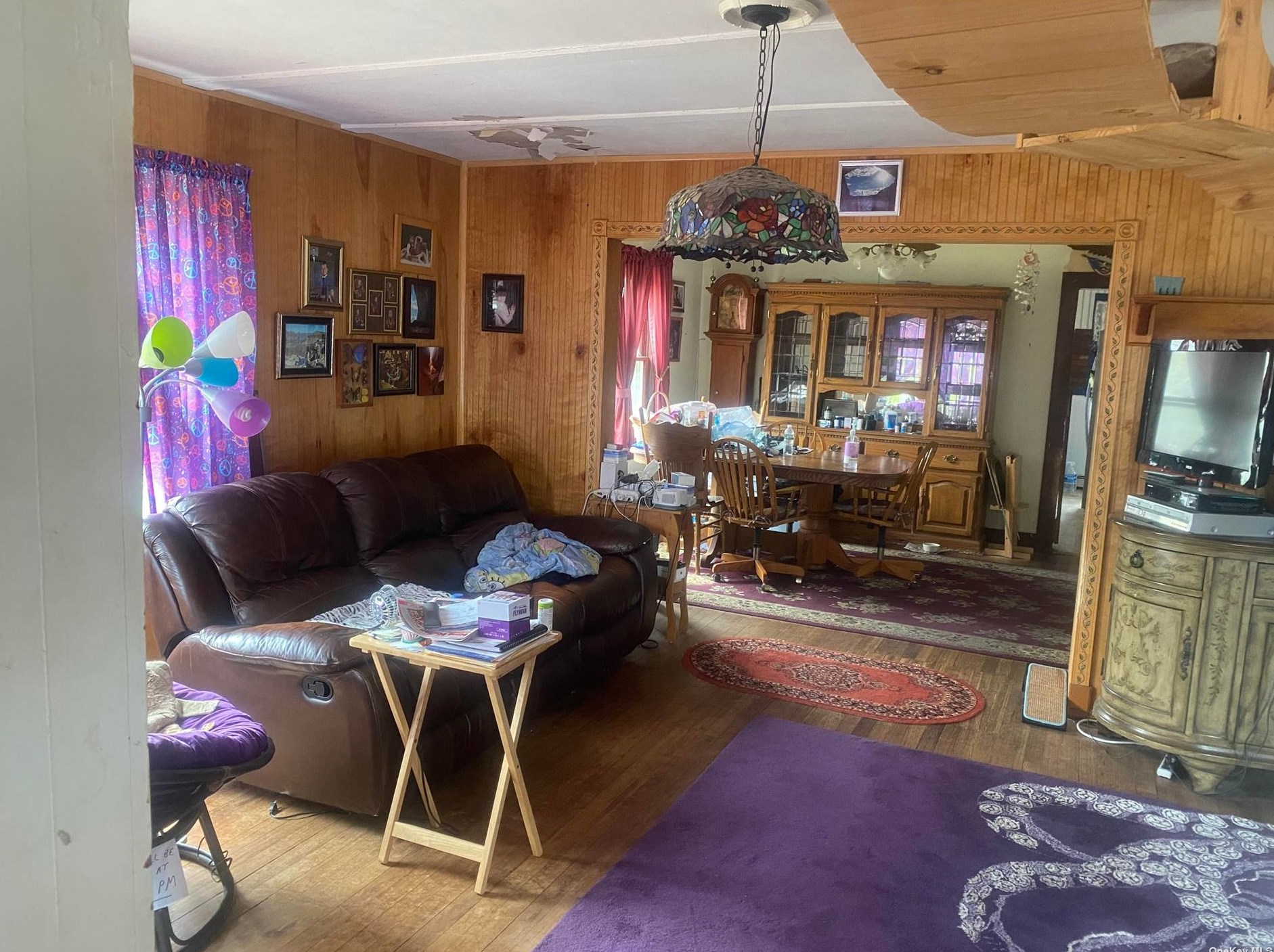 135 Lake Ave, Northampton, NY 11901-3512