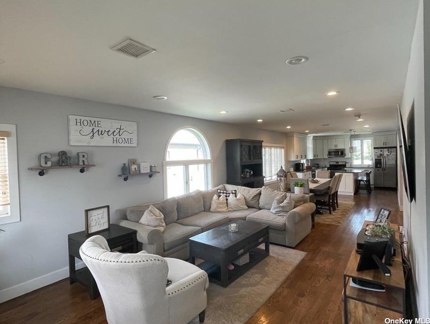 2627 Kenny Ave, North Merrick, NY 11566