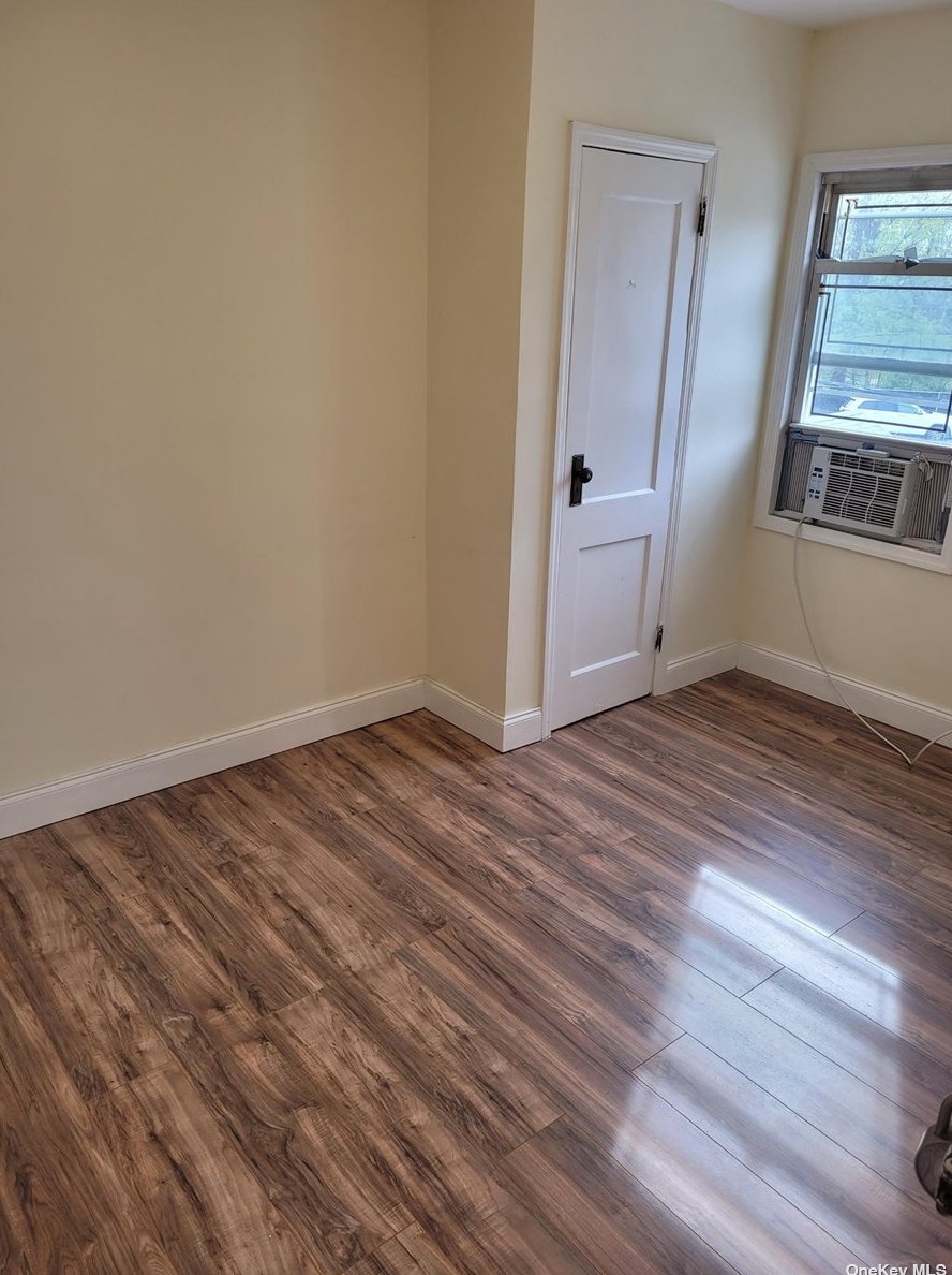 87-29 69th Ave, Flushing NY  11385-5008 exterior