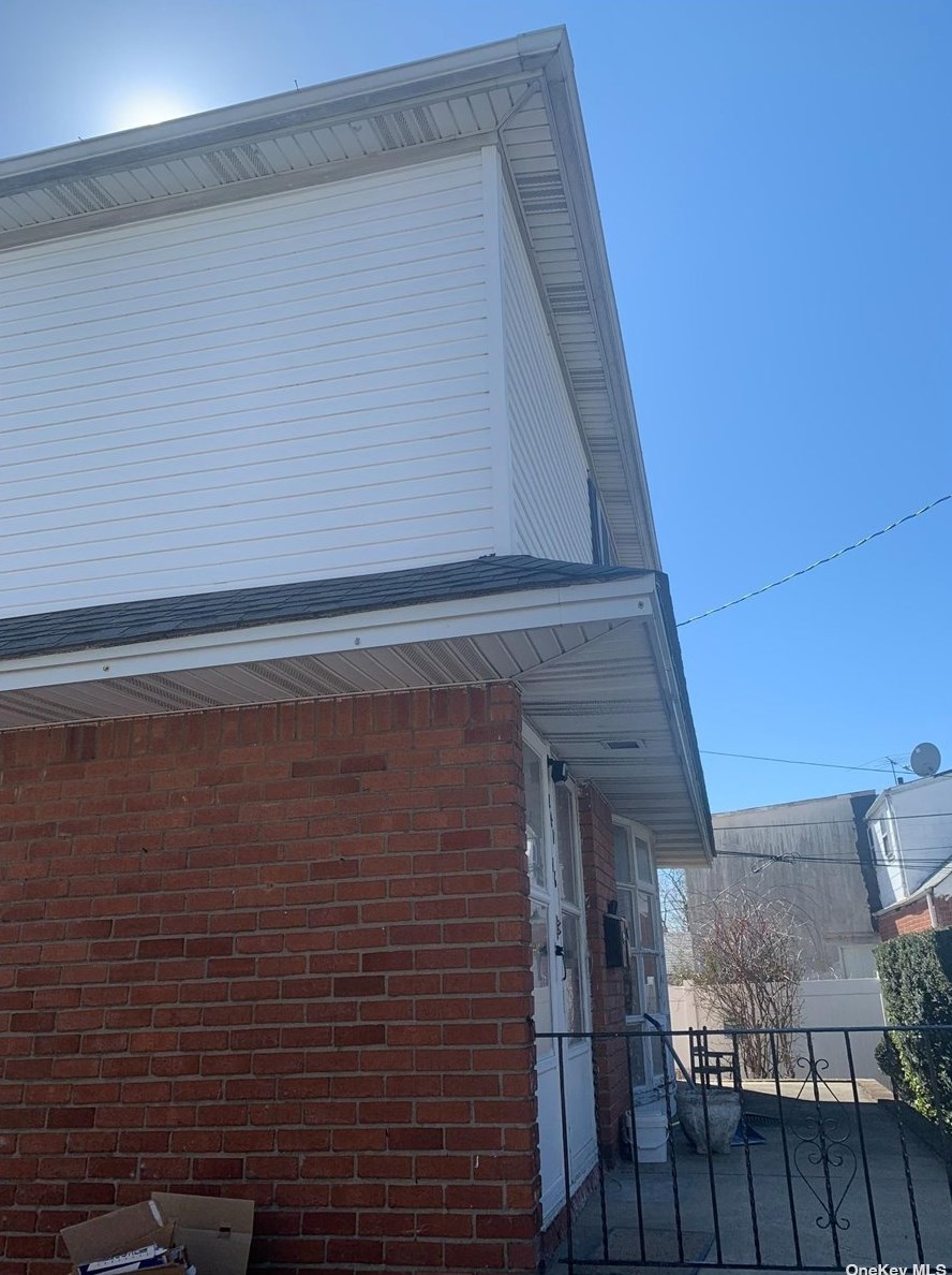 241-16 147th Ave, Jamaica, NY 11422