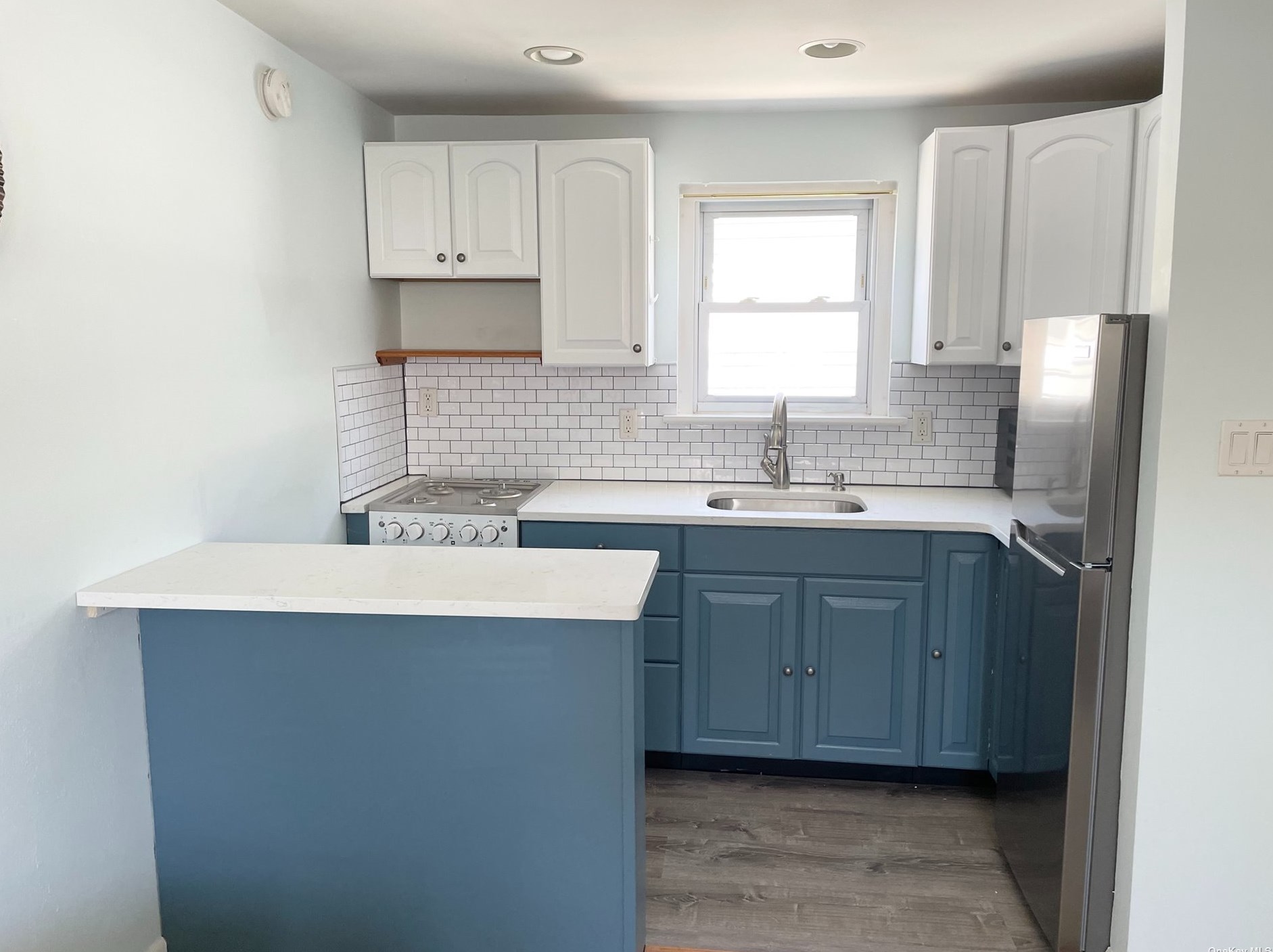 539 W Hudson St, East Atlantic Beach, NY 11561