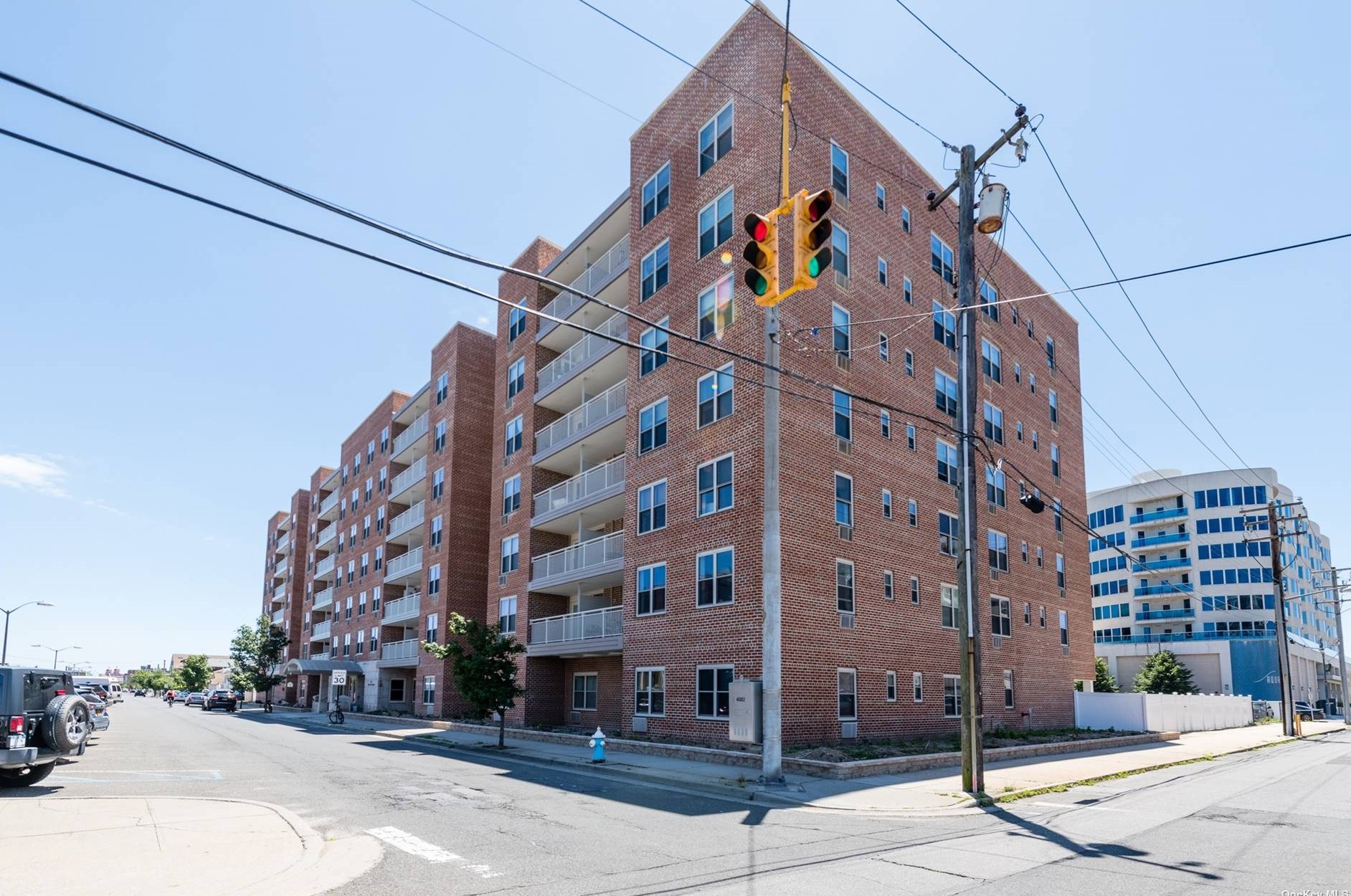 410 Broadway, East Atlantic Beach NY  11561-4436 exterior