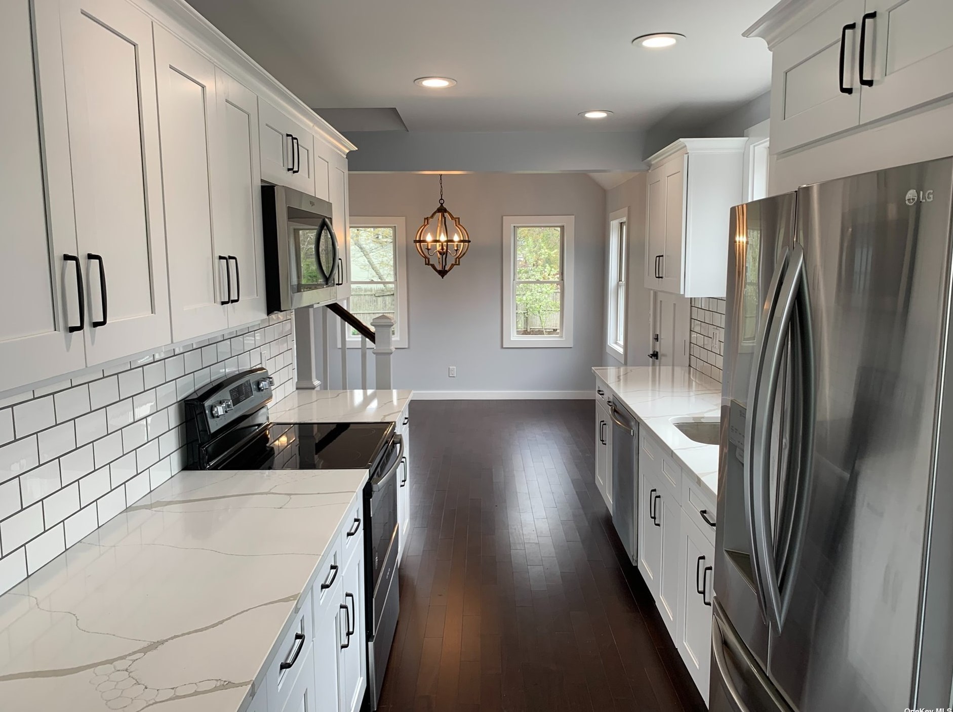 127 Trafalgar Dr, Smith Point NY  11967-4417 exterior