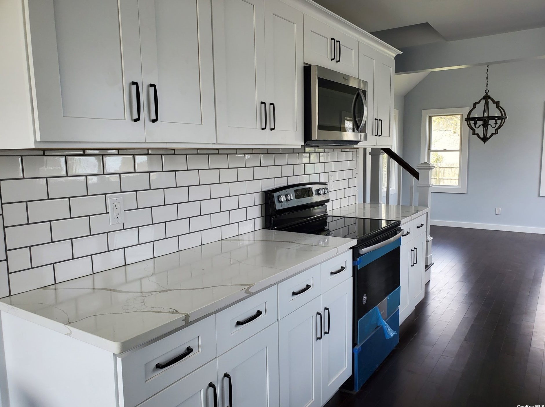 127 Trafalgar Dr, Smith Point NY  11967-4417 exterior