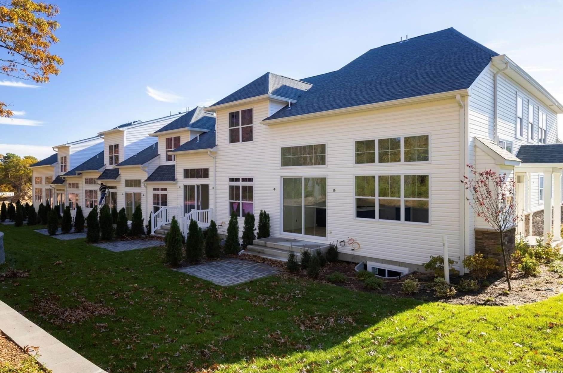 1239 Old Nichols Rd #57, Hauppauge, NY 11749
