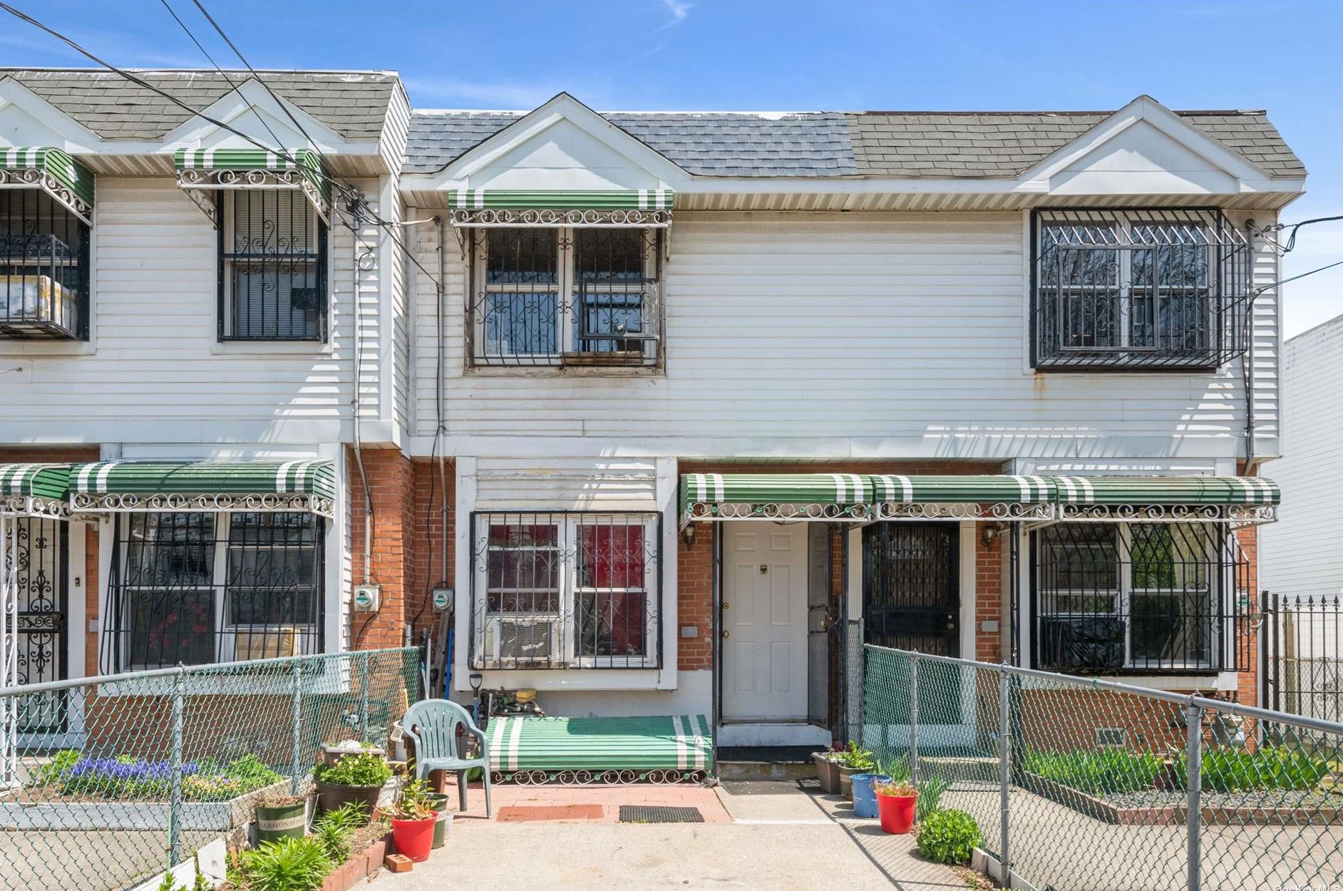 2861 27th St, Brooklyn, NY 11224-2059
