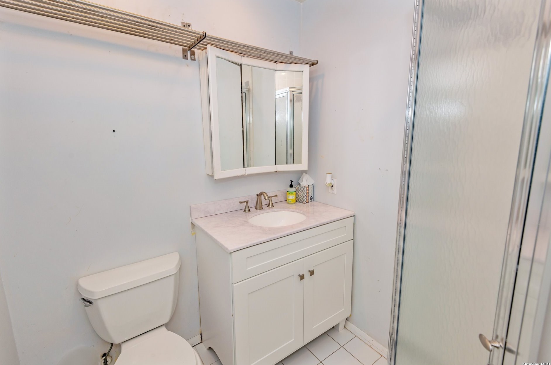 22 Washington Ave, Hampton Bays NY  11946-3037 exterior