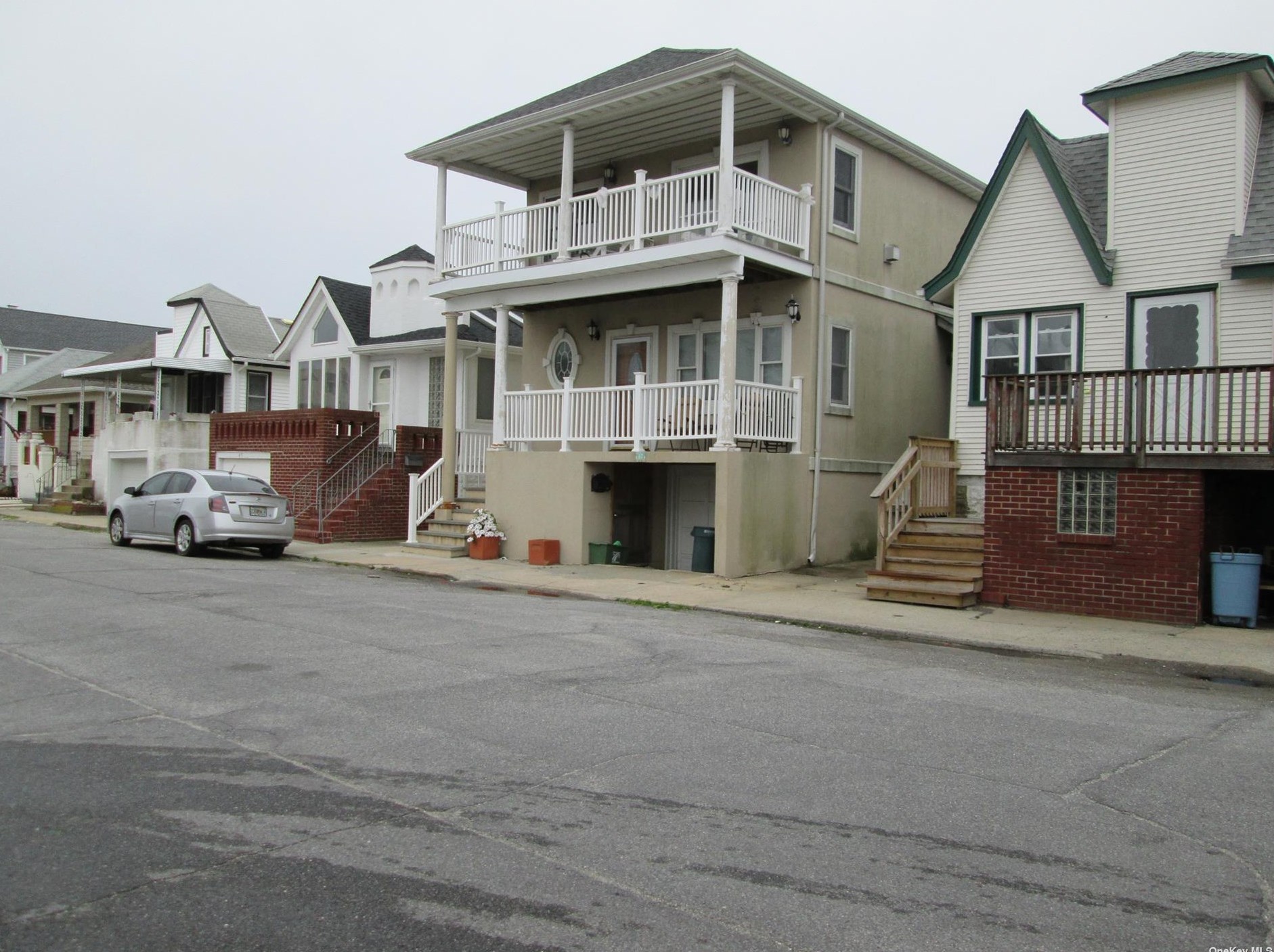 47 Ohio Ave, East Atlantic Beach, NY 11561