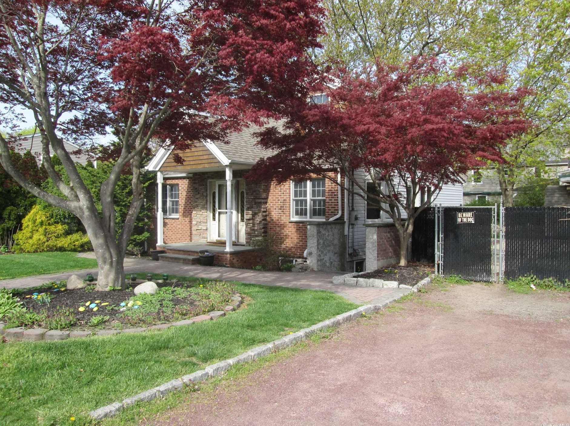 19 Artist Dr, Middle Island, NY 11953-1309