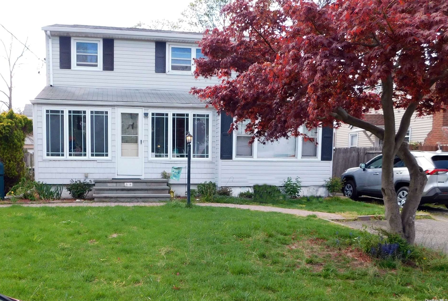 58 Daisy St, Canaan Lake, NY 11772-2706