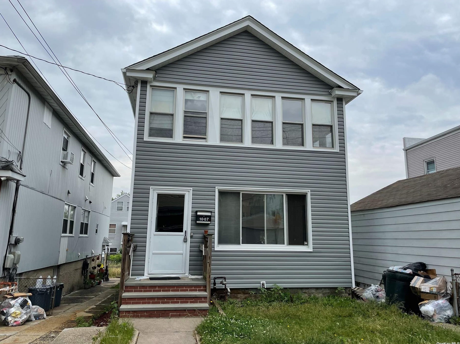 10-07 124th St, Flushing, NY 11356-1132