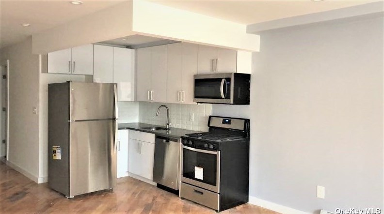 18825 Woodhull Ave #1+bsm, Jamaica, NY 11423
