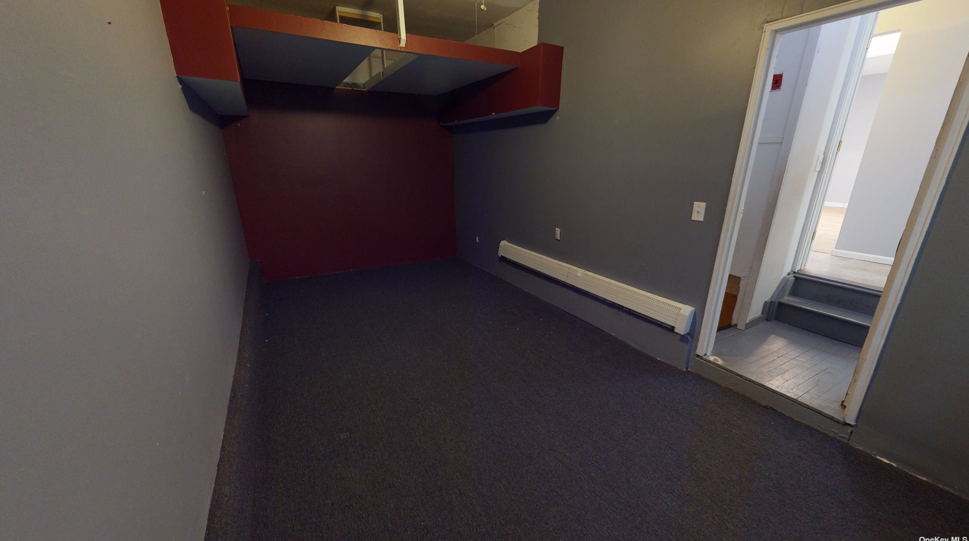 462 Adirondack Dr, Farmingville NY  11738-2043 exterior