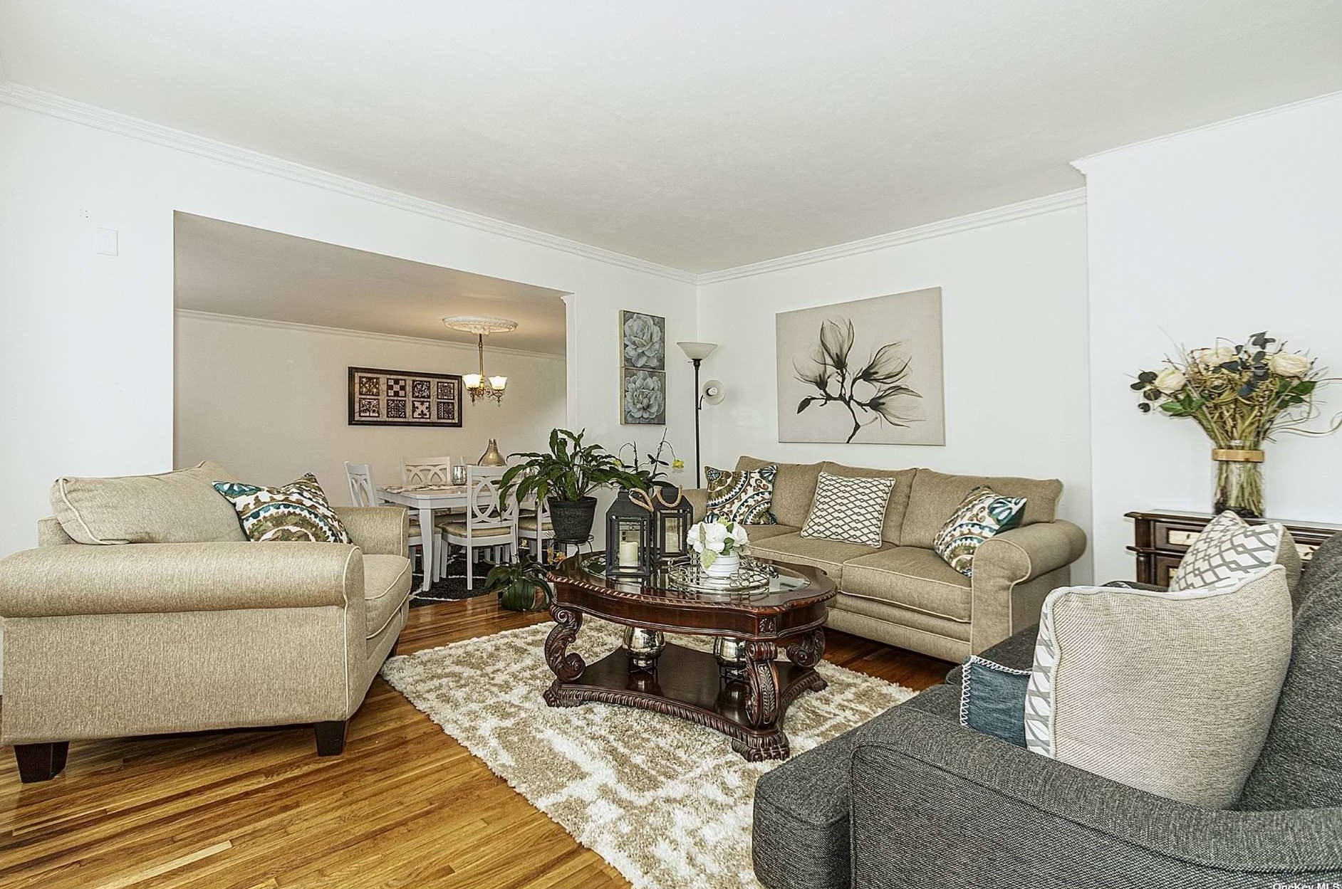 2403 Bayview Ave, North Wantagh, NY 11793