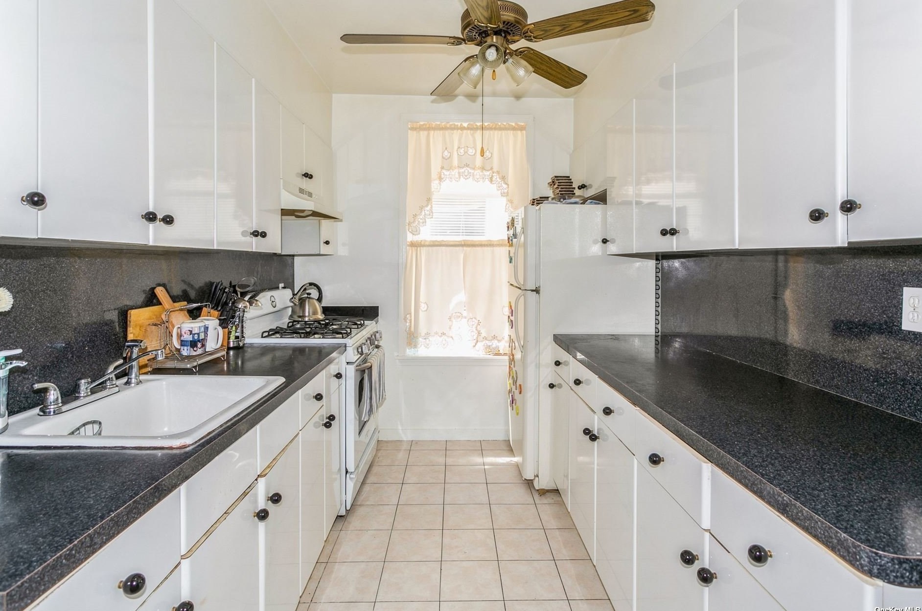 4111 Bedford Ave, Brooklyn NY 11229-2451 exterior