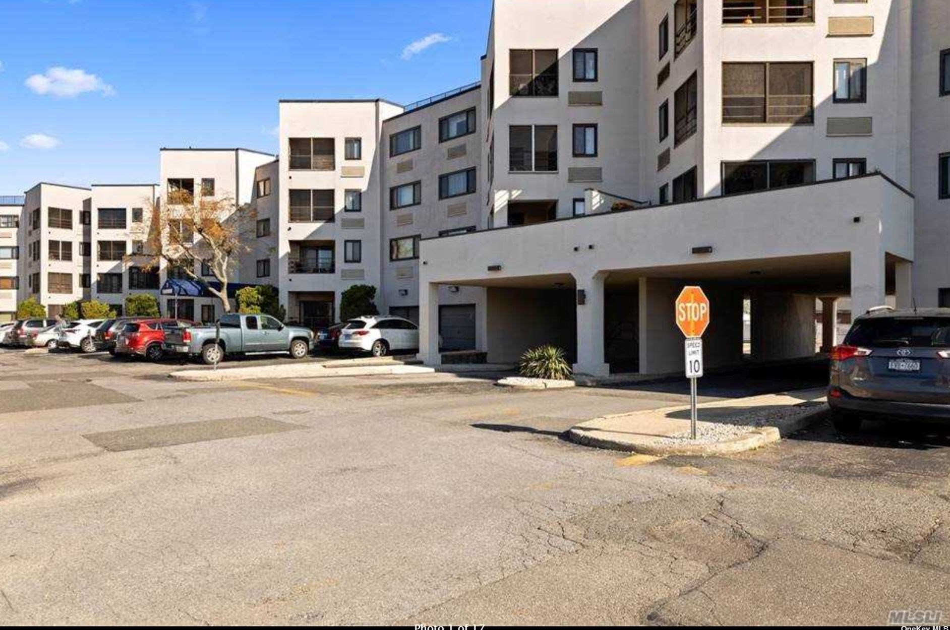 725 Miller Ave #337, Freeport, NY 11520