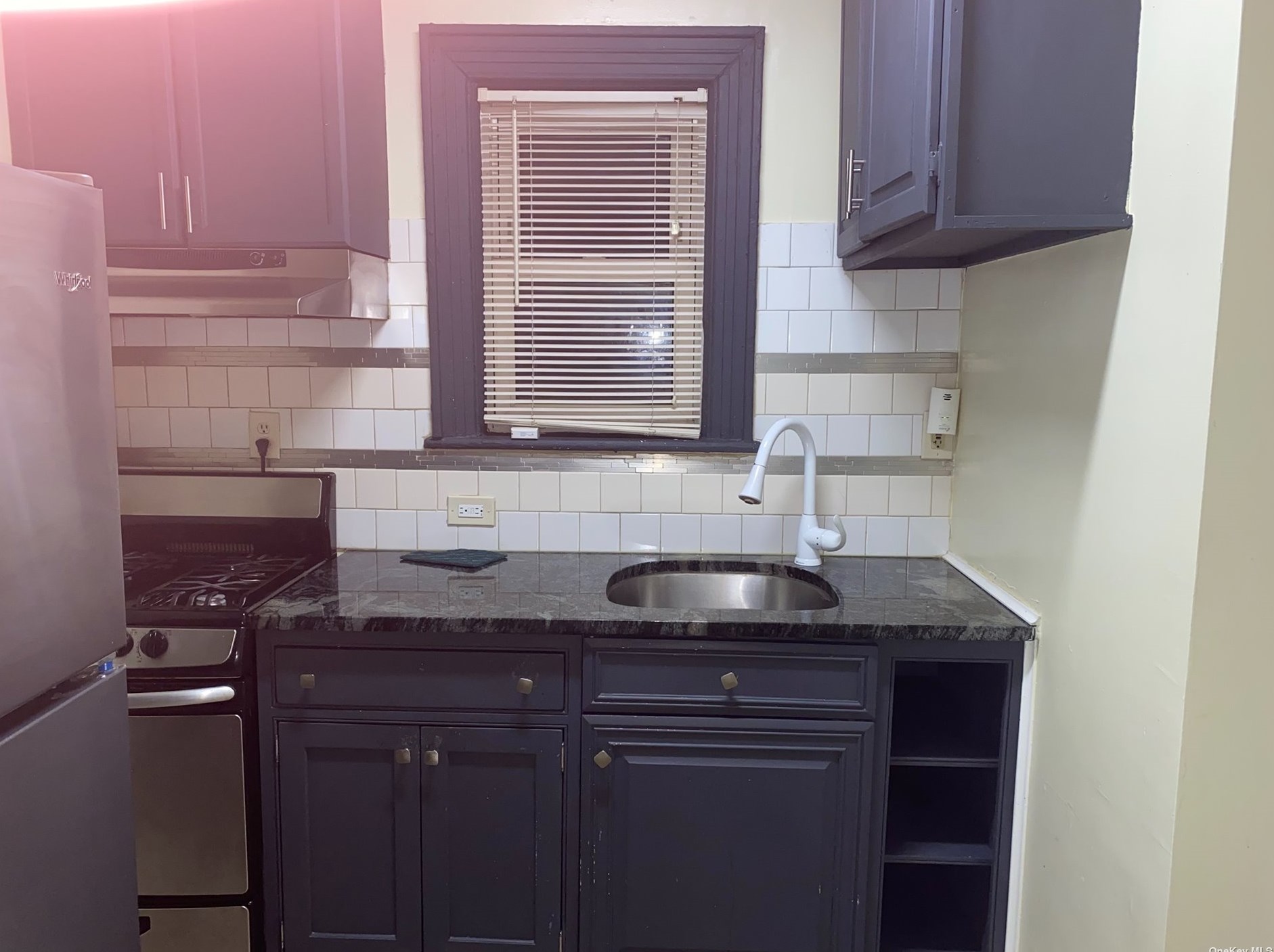 409 S 2nd Ave #2, Mount Vernon, NY 10550