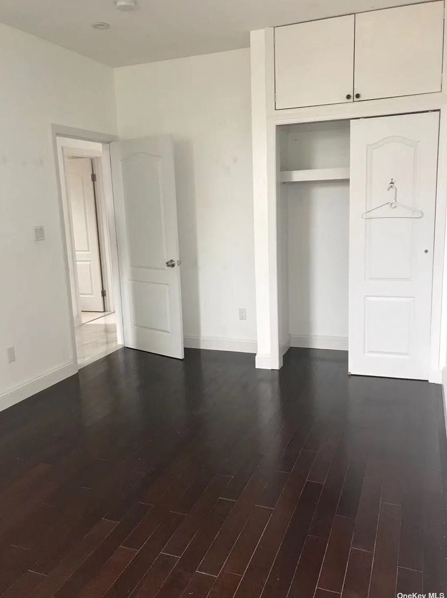 67-16 50th Ave, Flushing, NY 11377