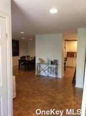 16 Acorn Ponds Dr, East Hills, NY 11576
