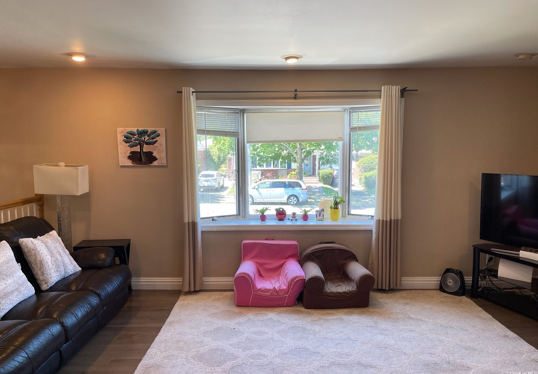 56-27 Oceania St, Flushing, NY 11364-3236