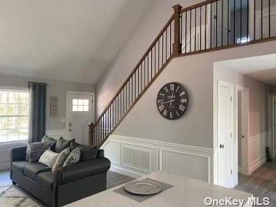 12 Sunrise Pl, Farmingville, NY 11738-2033