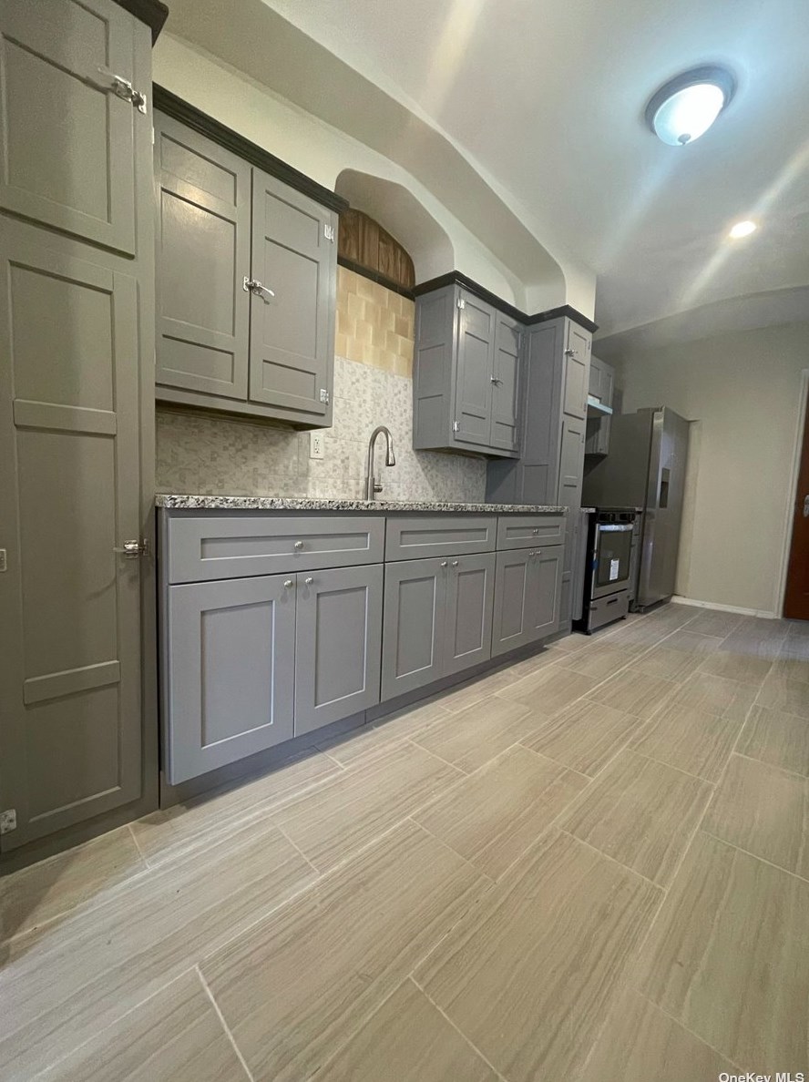 215-29 Murdock Ave, Jamaica, NY 11429