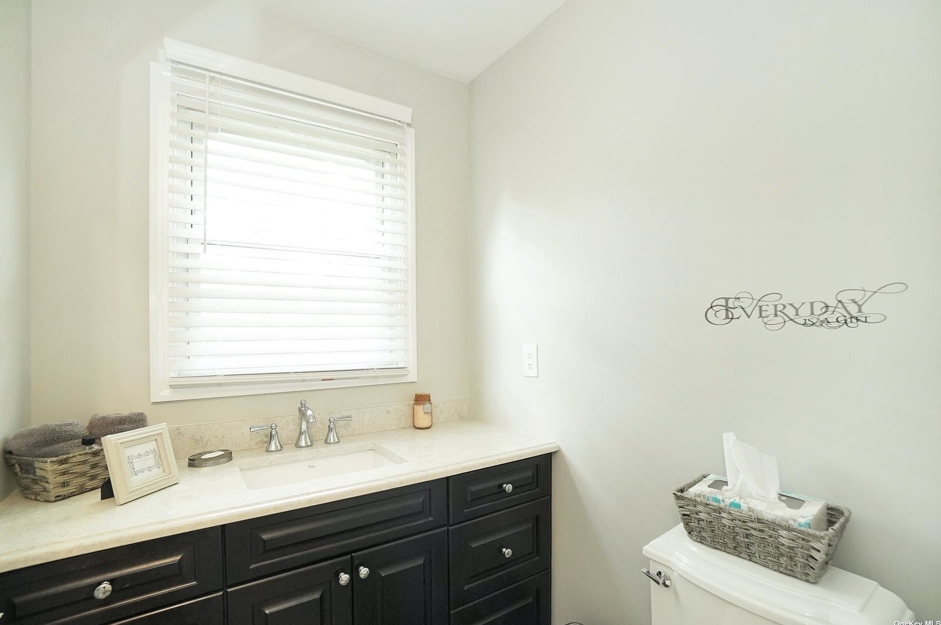 70 Elder Dr, Commack NY  11725-2310 exterior