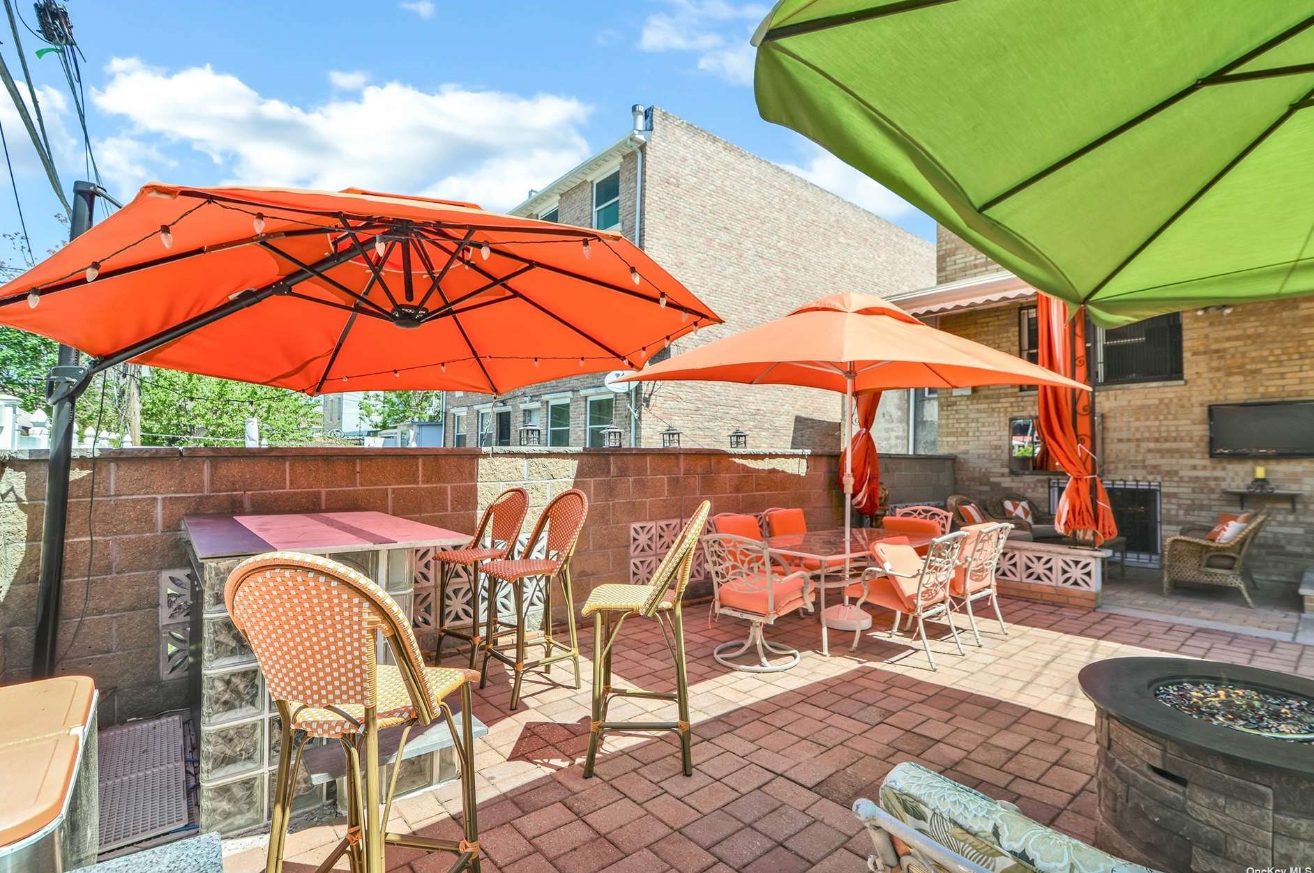 100 45th St, Brooklyn NY 11203-5719 exterior