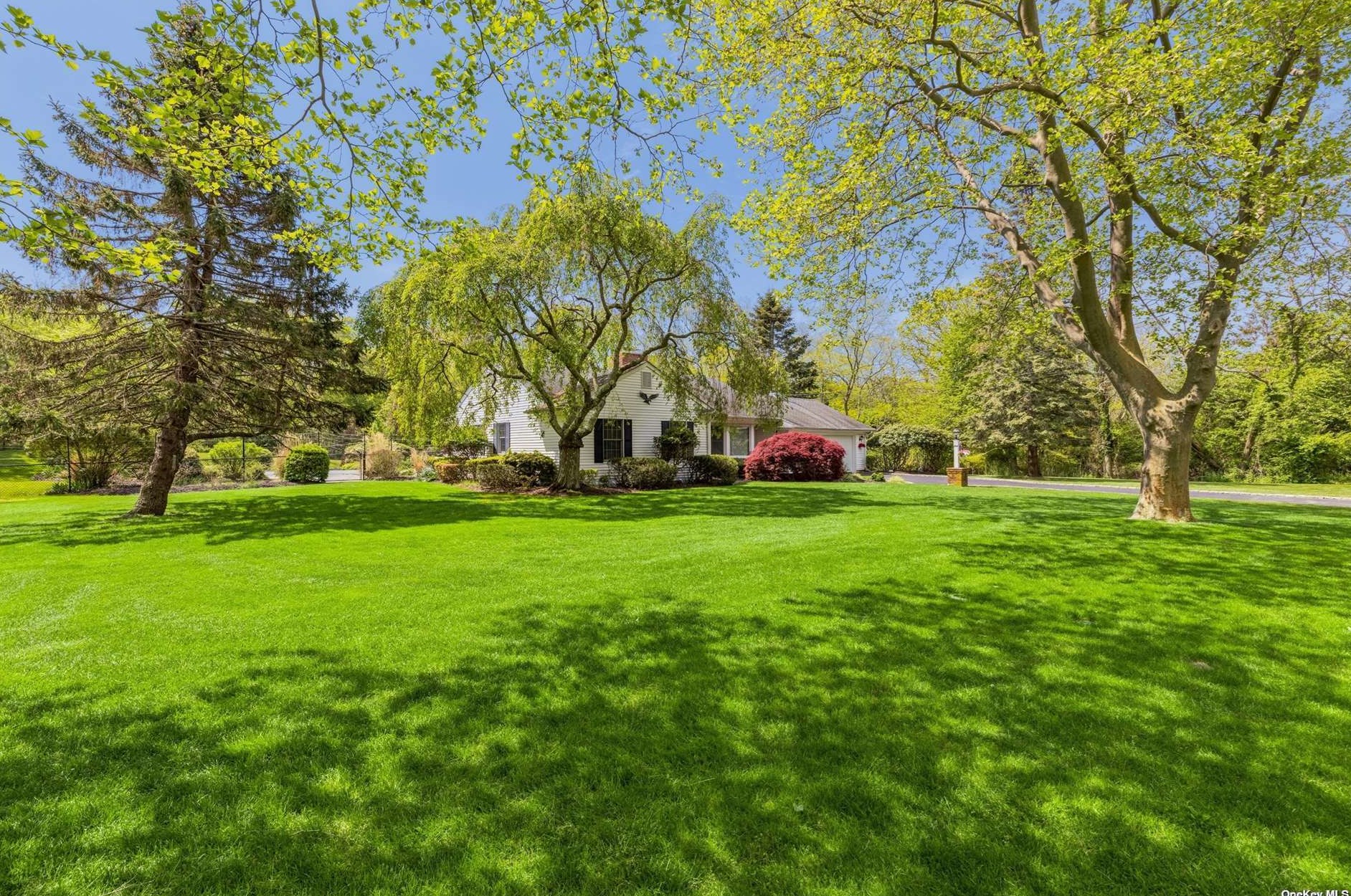 1950 Yennecott Dr, Southold, NY 11971