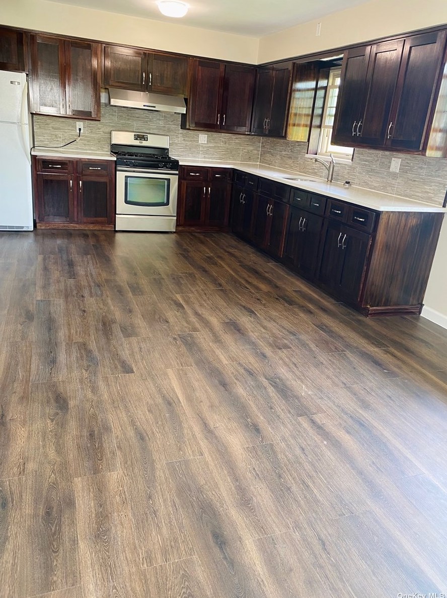 48-48 193 St, Flushing, NY 11365