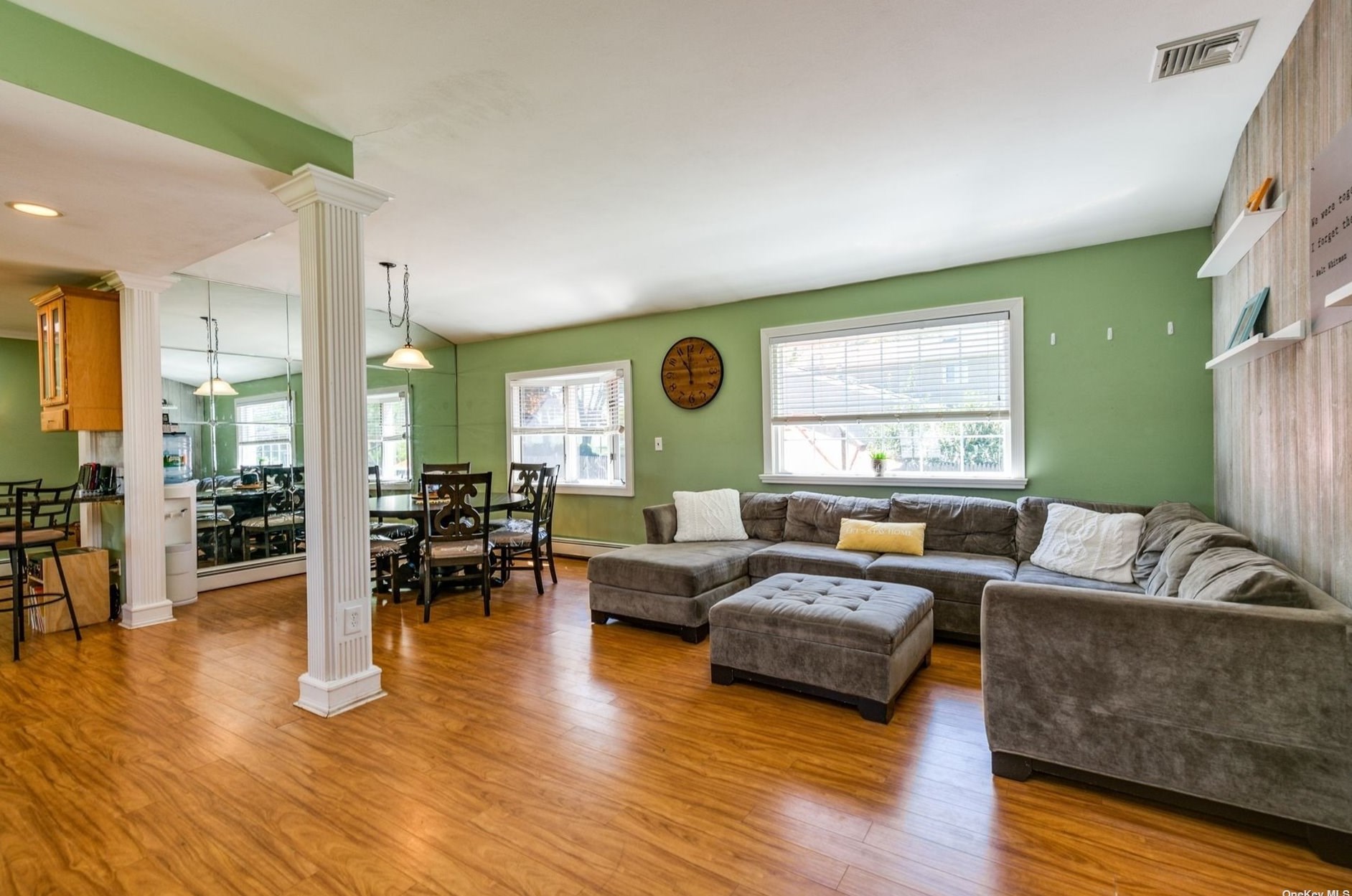 32 Milburn Rd, South Setauket, NY 11720