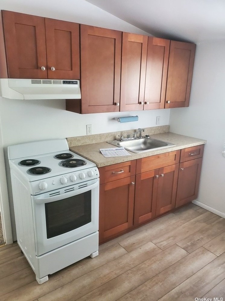 63 Tyrconnell St, Amityville, NY 11701