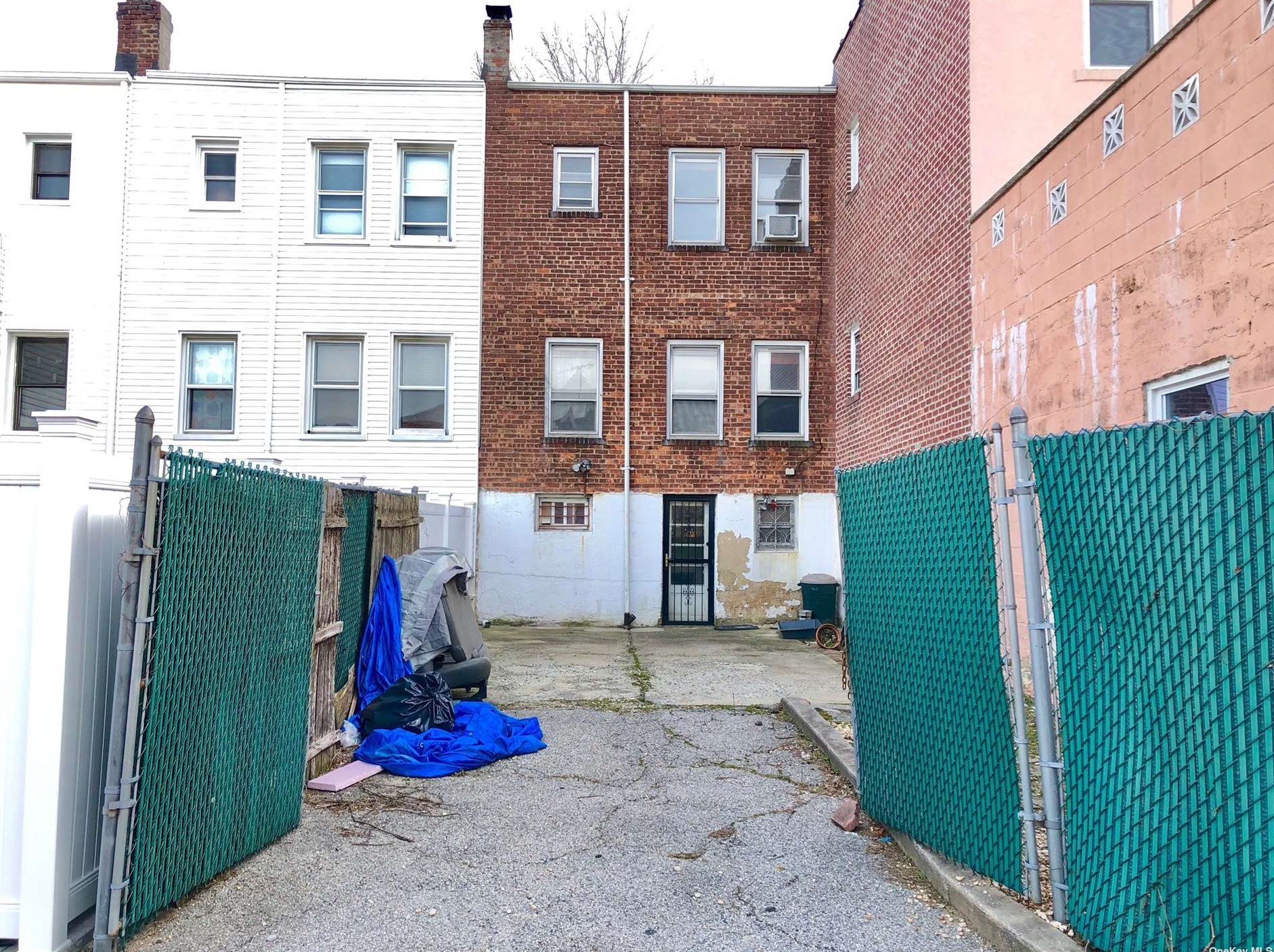 70-03 52nd Ave, Flushing, NY 11378-0074