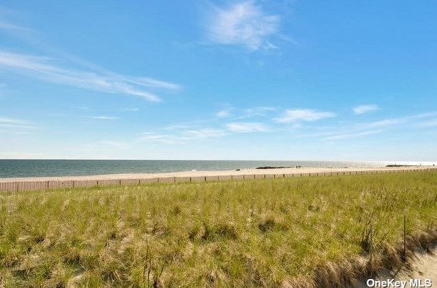 310 Riverside Blvd, East Atlantic Beach NY  11561-3531 exterior