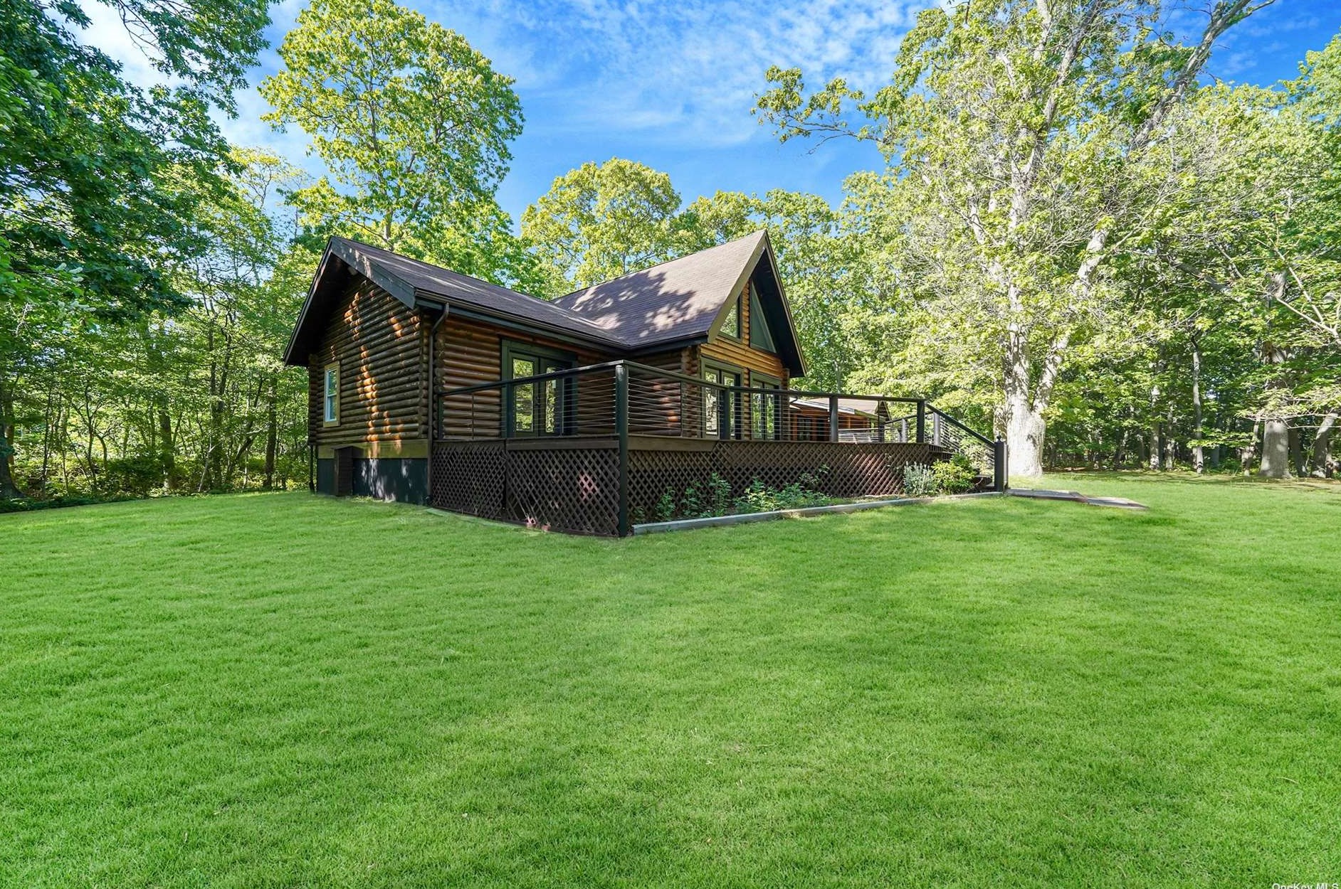 1710 Gull Pond Ln, Greenport, NY 11944