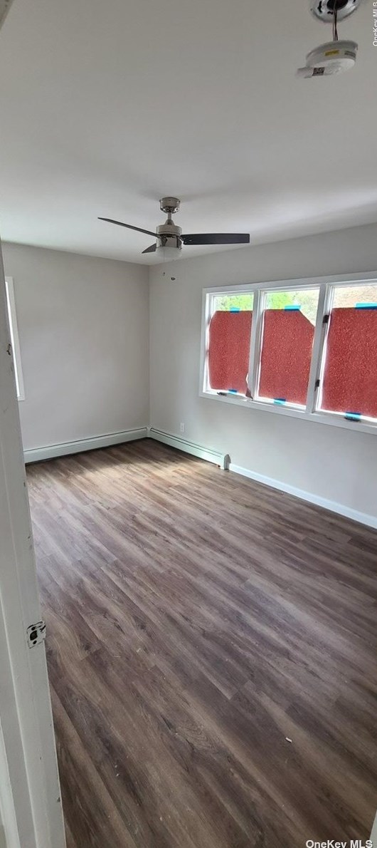 86 Pinewood Dr, Smith Point NY  11967-4016 exterior