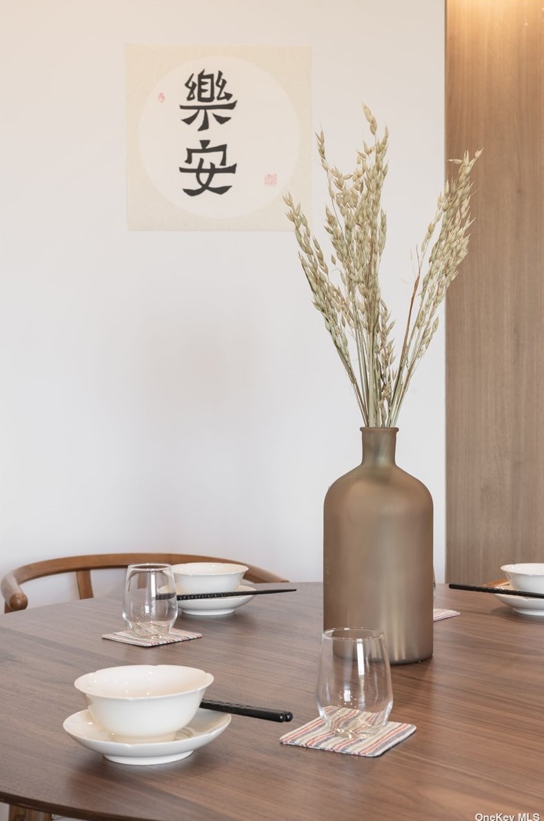 131-11 Fowler Ave, Flushing NY 11355-4916 exterior