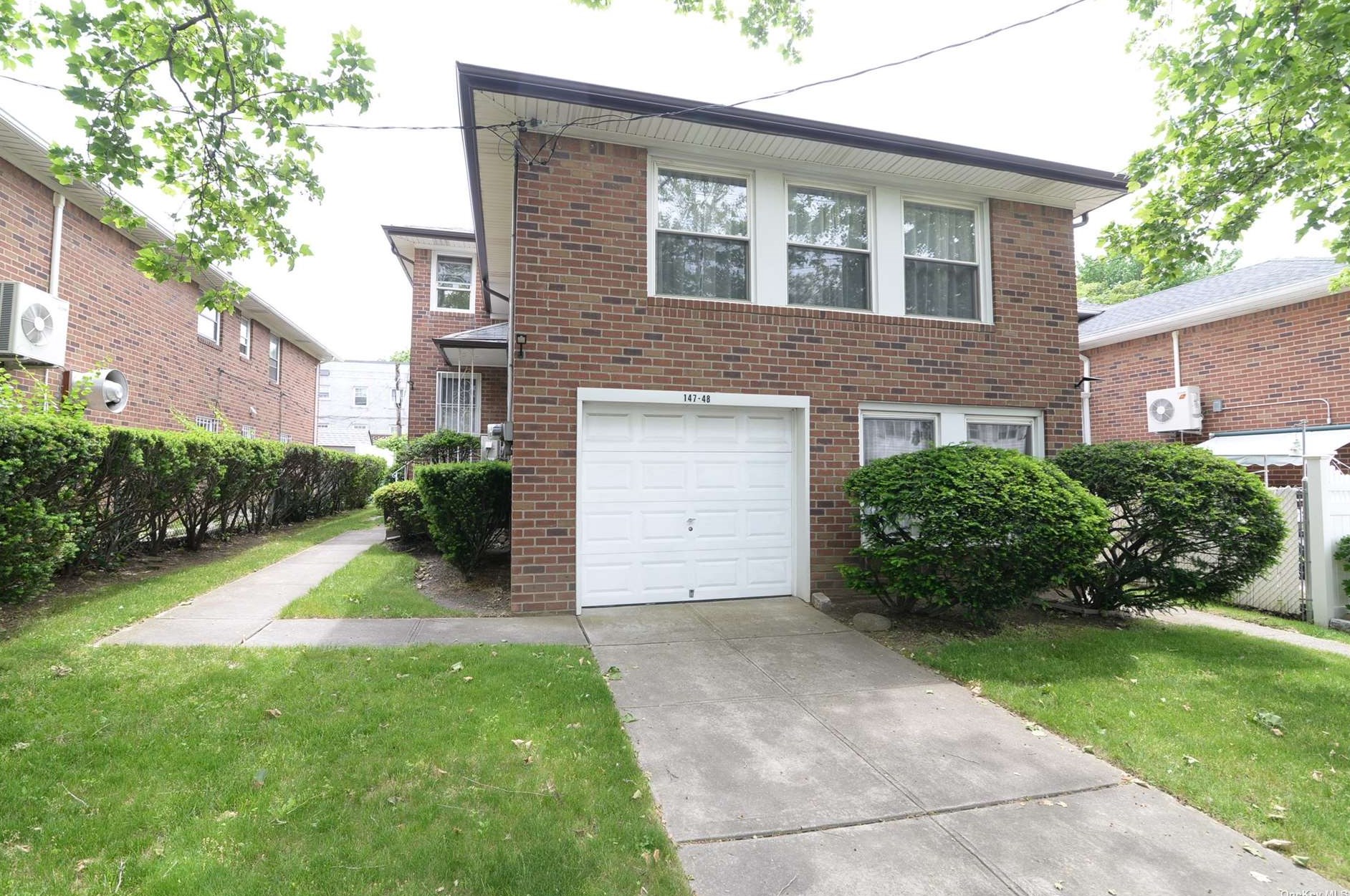 147-48 28th Ave, Flushing, NY 11354-7819