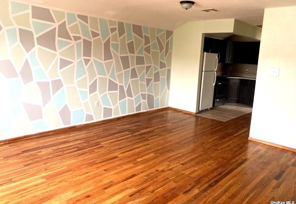 29-19 Falcon Ave #2nd Fl, Far Rockaway, NY 11691