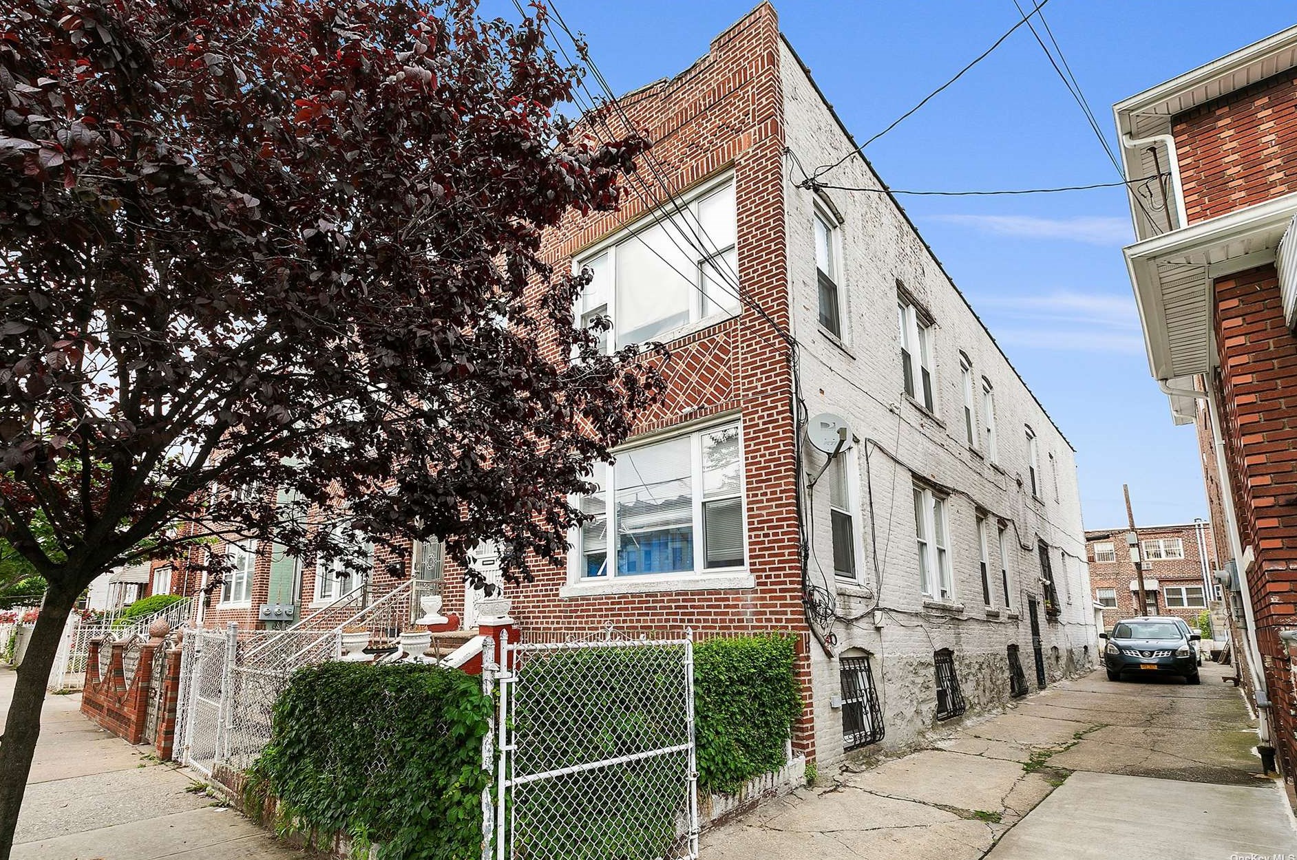 293 51st St, Brooklyn, NY 11220-1712