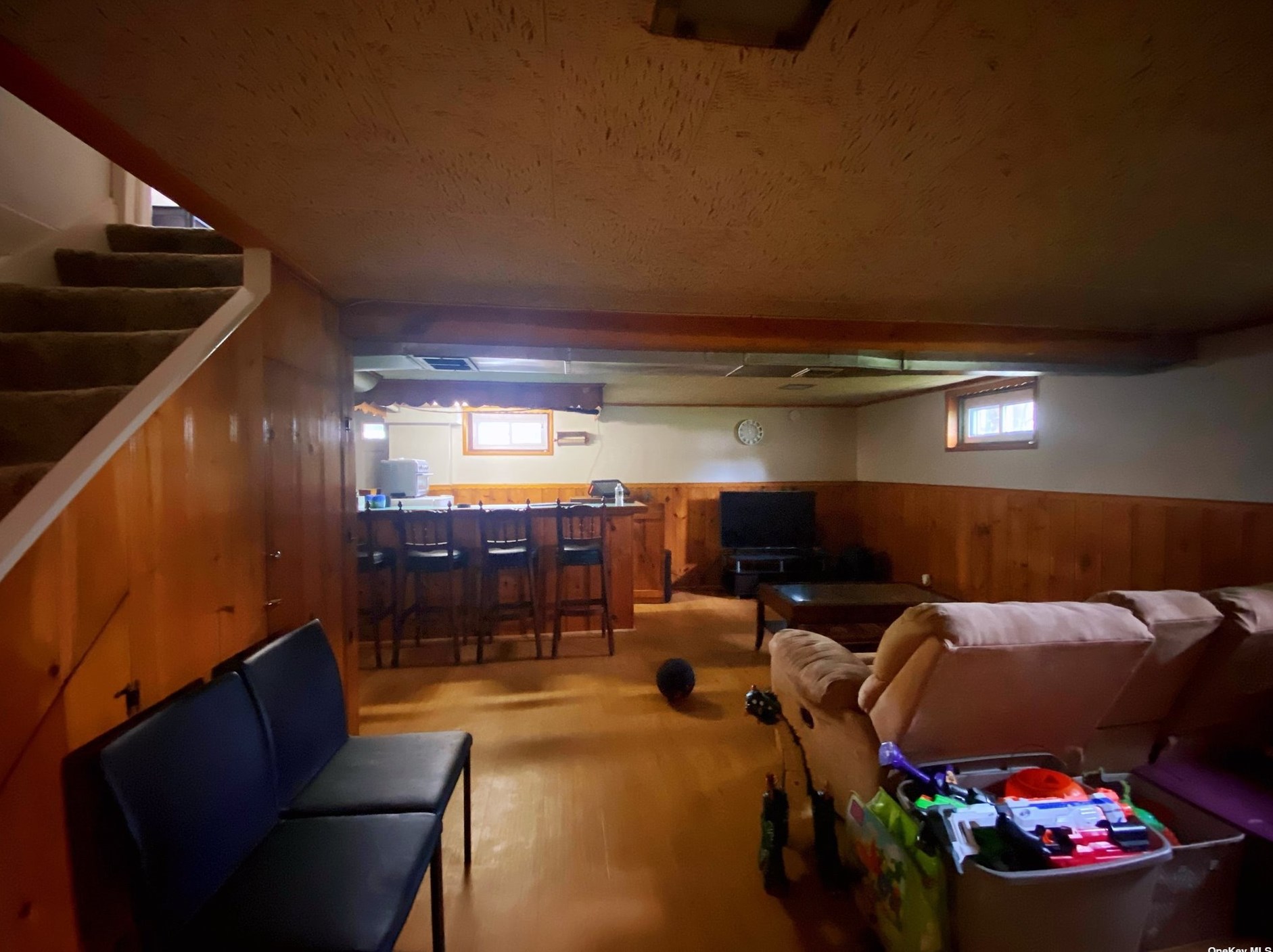 16 Aster Ave, North Merrick NY  11566-1104 exterior