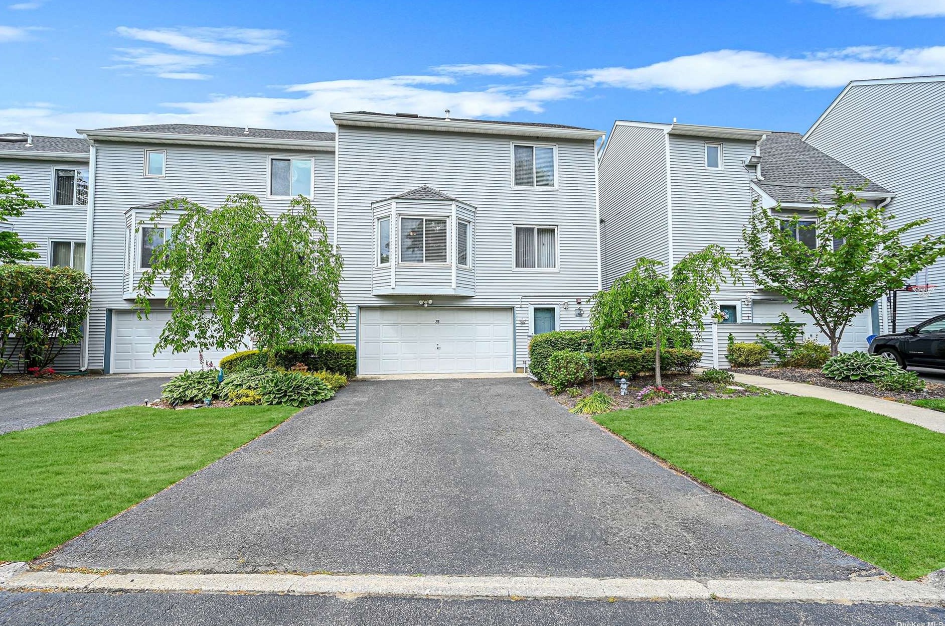 3535 Gibbs Rd #35, Coram, NY 11727