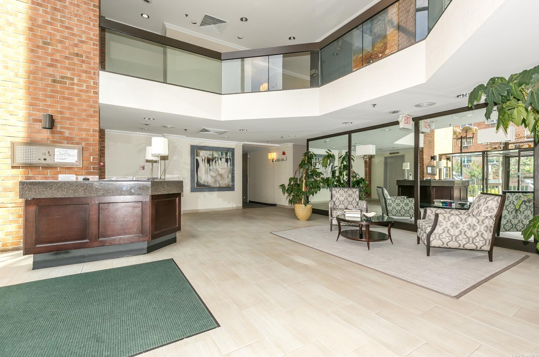 1 Ipswich Ave Apt 115, Great Neck, NY 11021