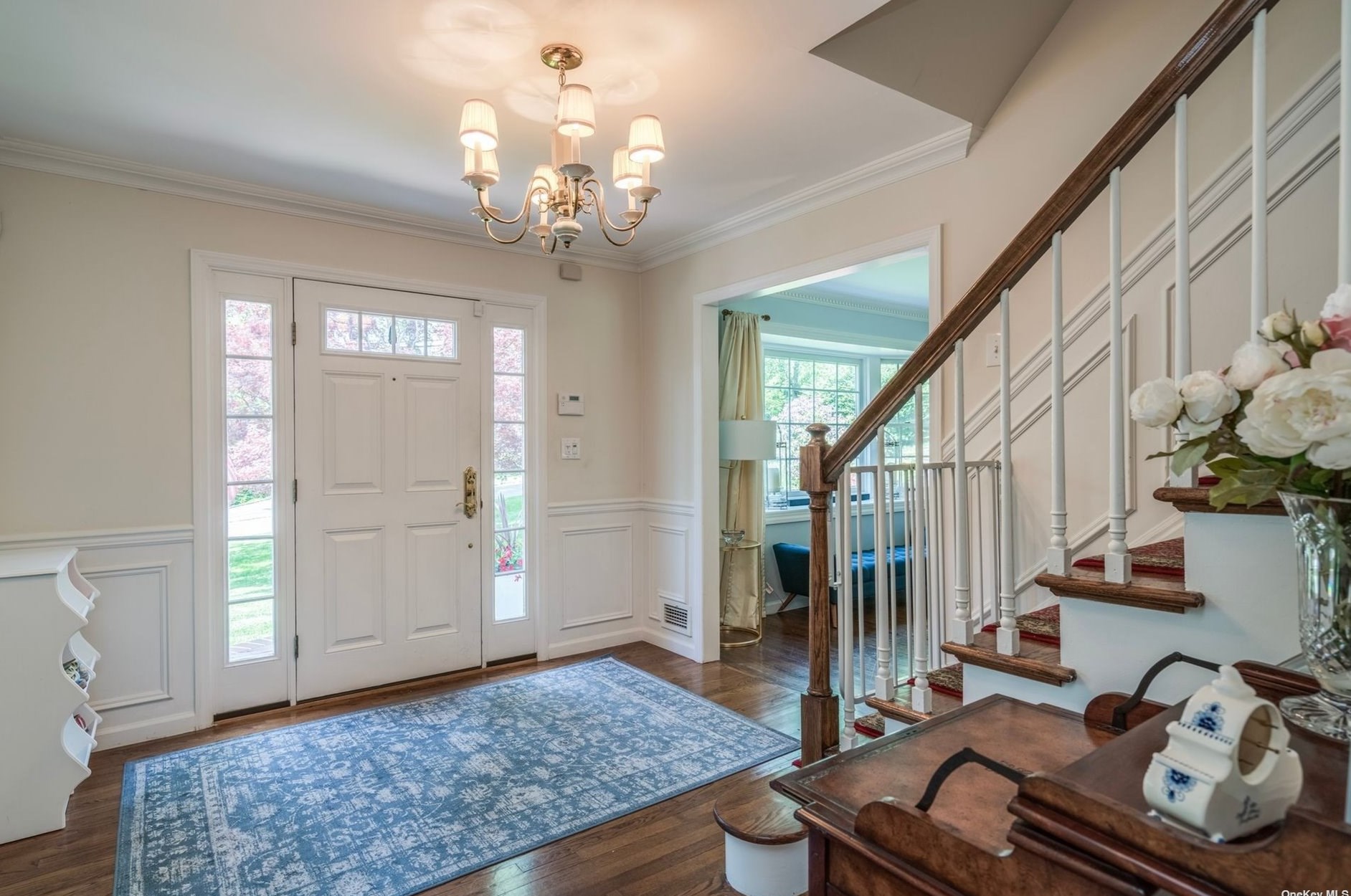 5 Janes Ln, Hunt NY  11743-1715 exterior