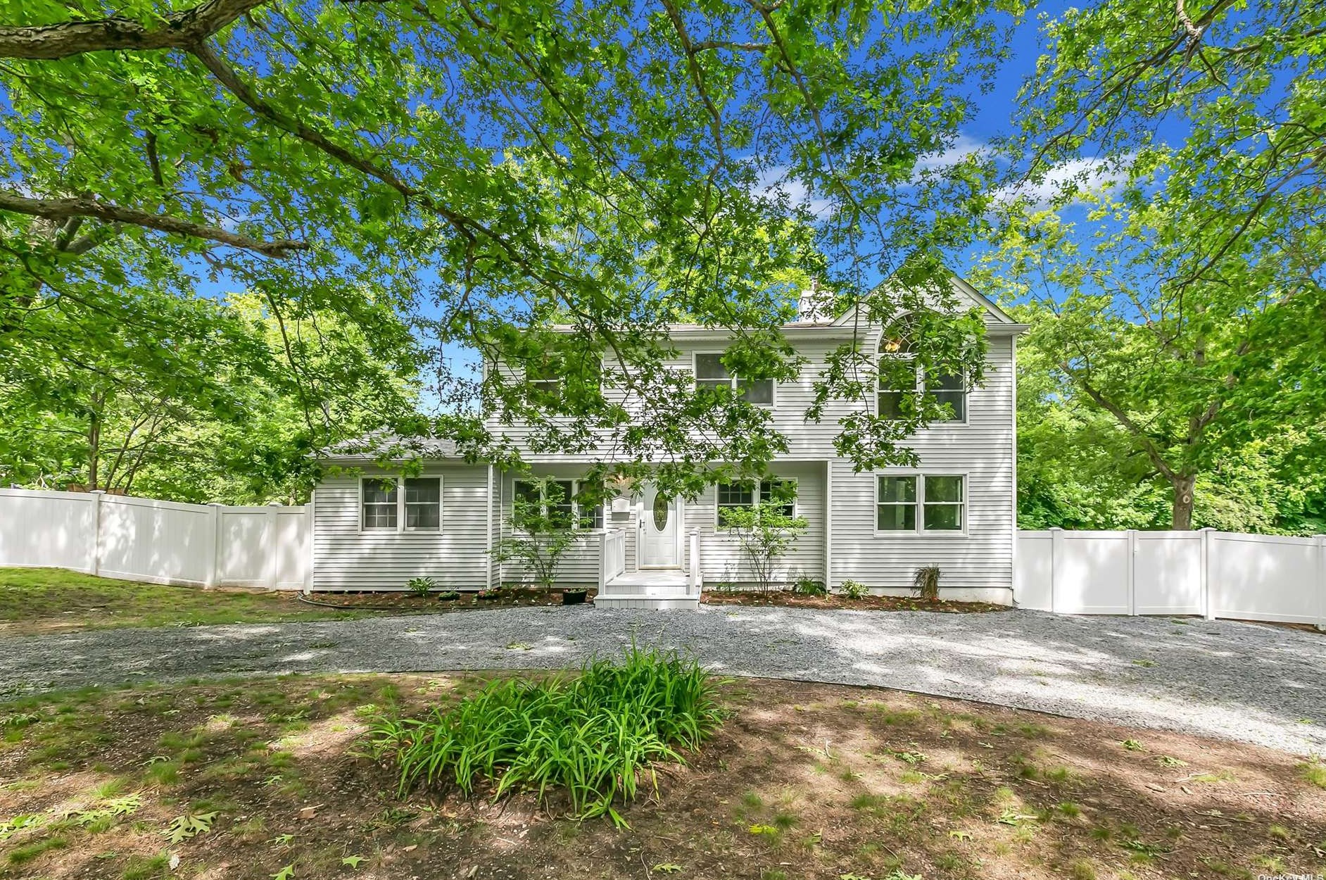 7 Passway Row, Panamoka, NY 11961