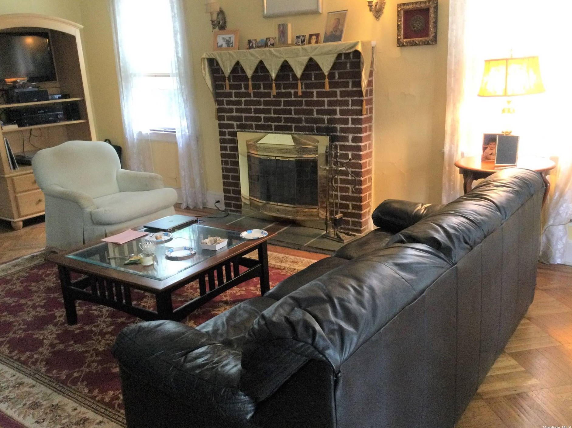 35-35 162nd St, Flushing, NY 11358-2042