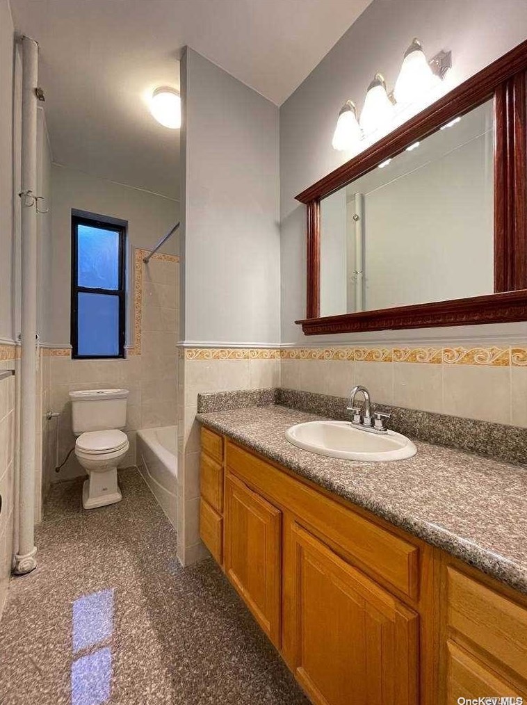 43-30 46th St #7t, Long Island City, NY 11104