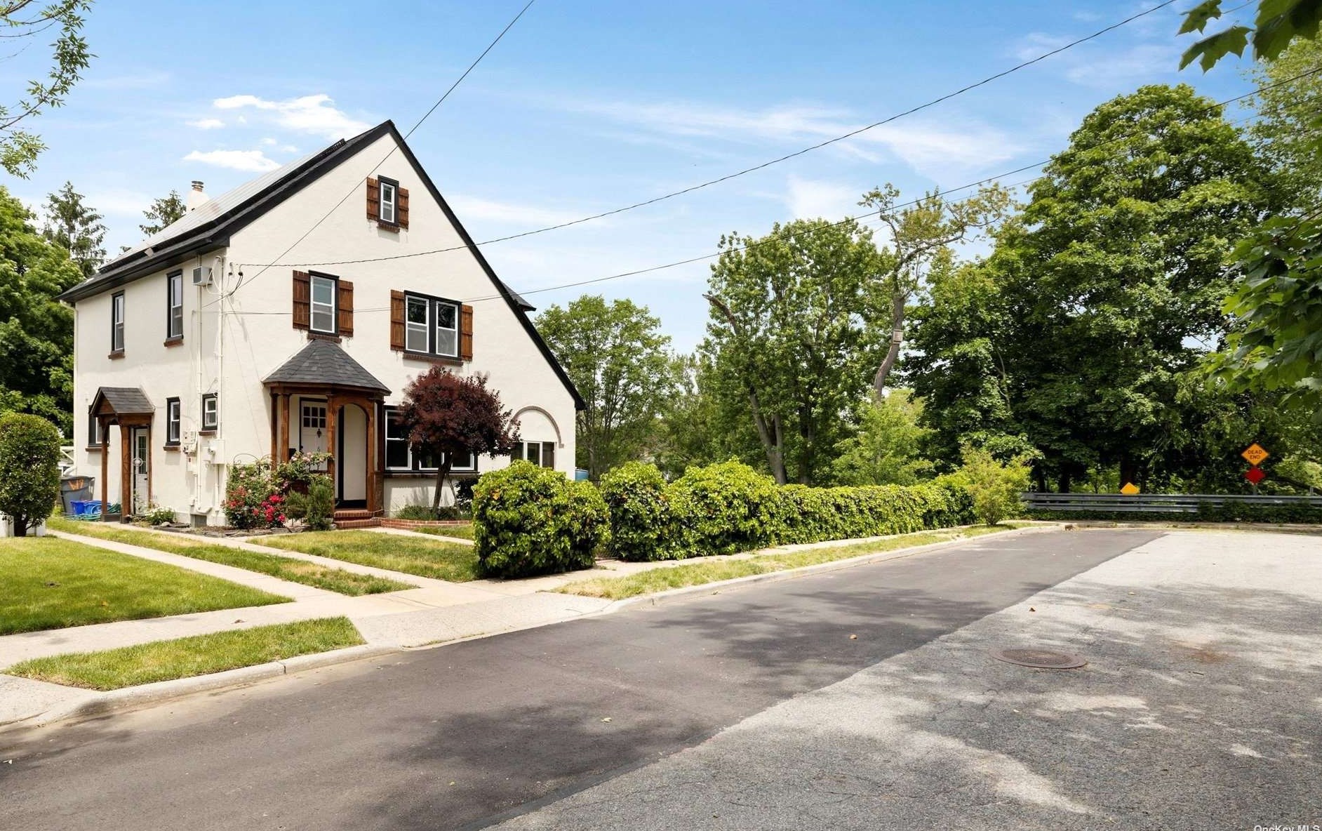 619 Fairview Ave, North Baldwin, NY 11510-3729
